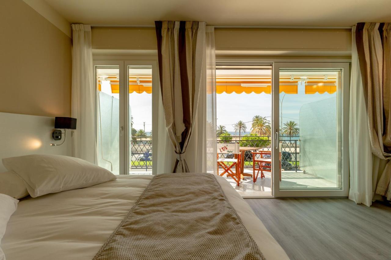 מנטון La Dolce Vita Hotel מראה חיצוני תמונה