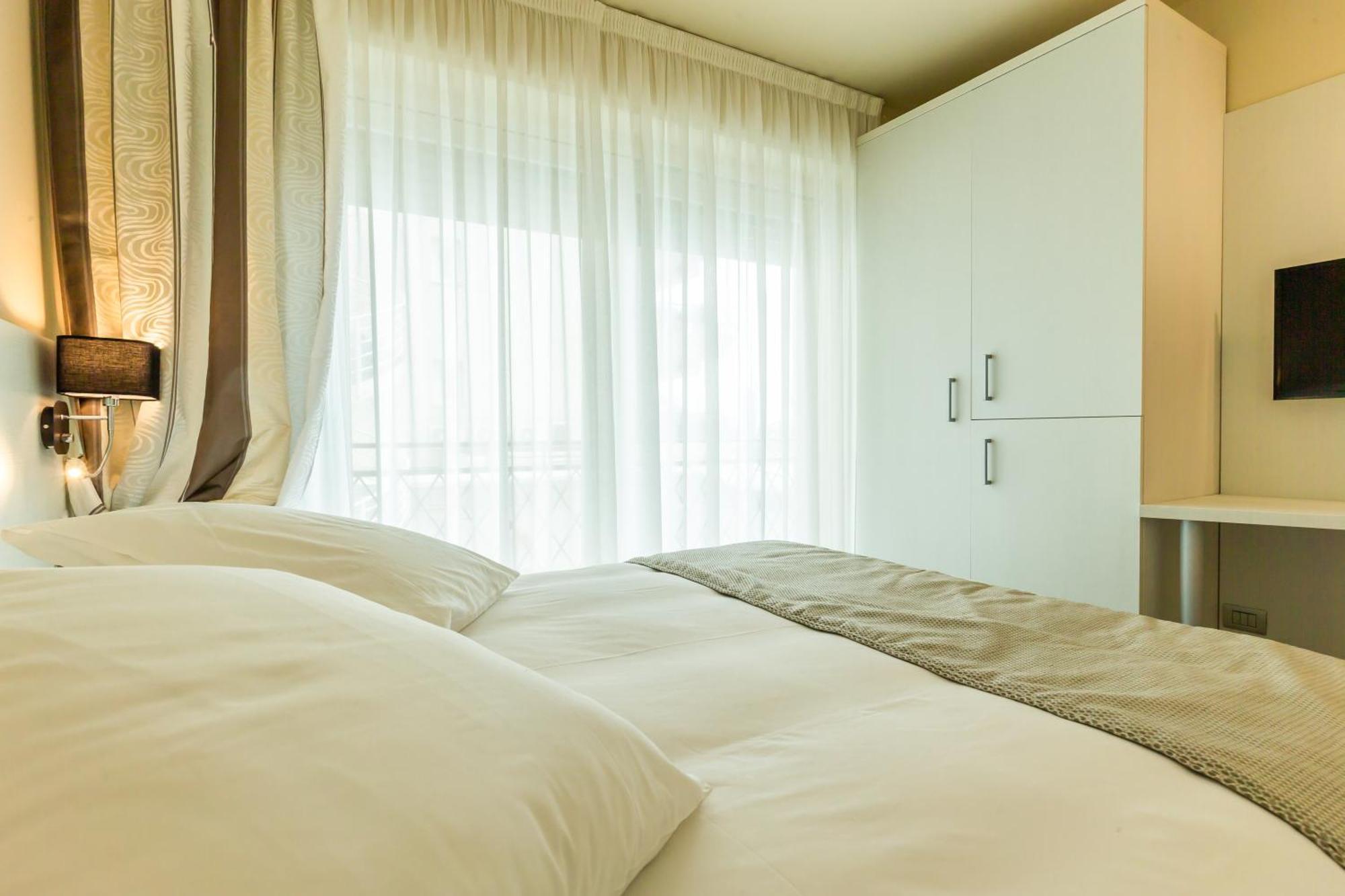 מנטון La Dolce Vita Hotel מראה חיצוני תמונה