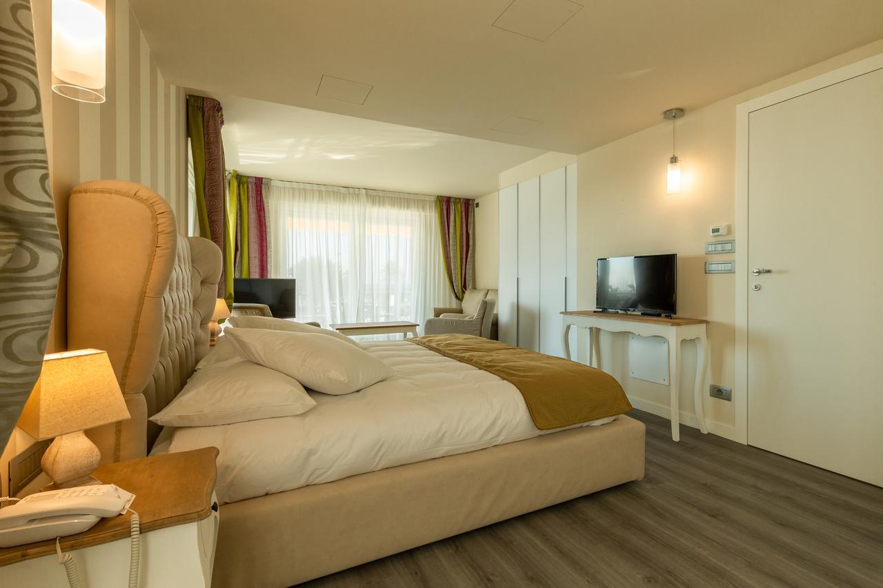 מנטון La Dolce Vita Hotel מראה חיצוני תמונה