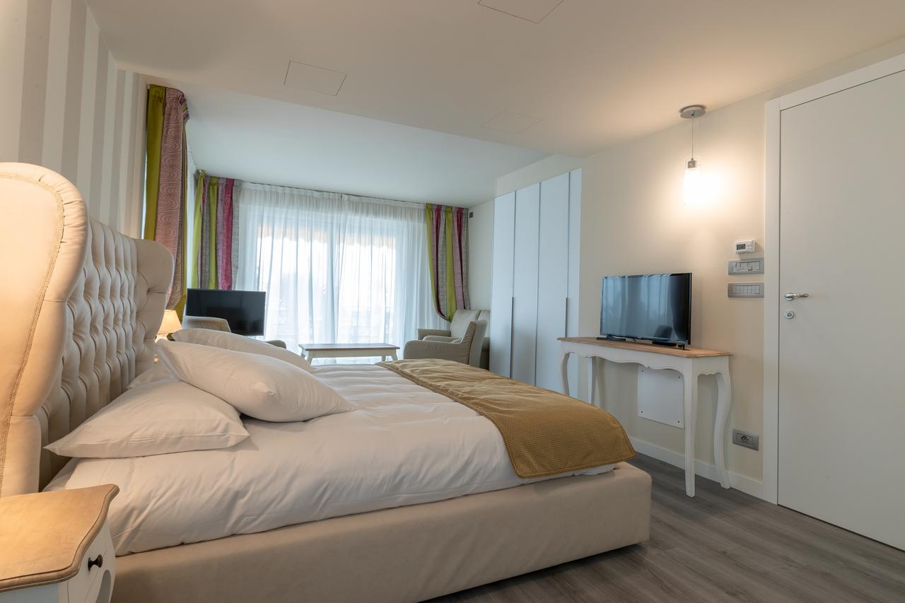 מנטון La Dolce Vita Hotel מראה חיצוני תמונה