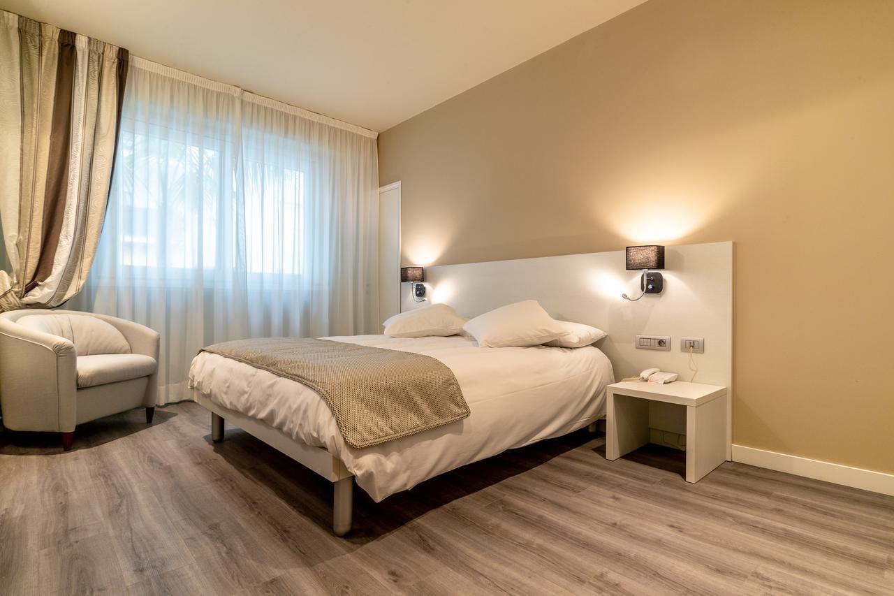 מנטון La Dolce Vita Hotel מראה חיצוני תמונה